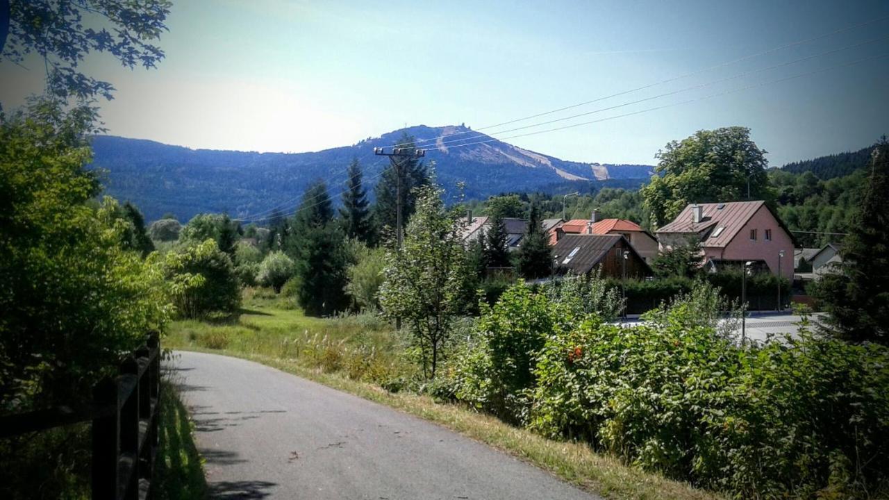 Na Pekarne Daire Železná Ruda Dış mekan fotoğraf